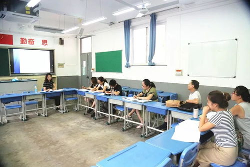 教育关注人的发展 新时代课程建设与队伍建设的融合实践